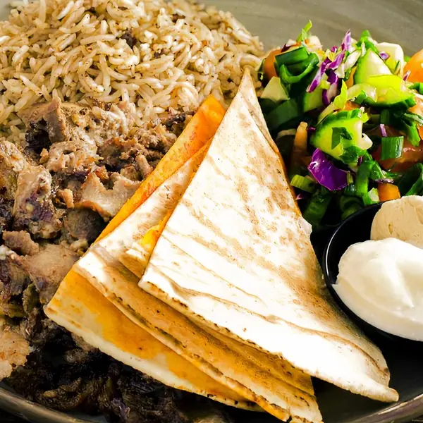 Lahm shawarma platter