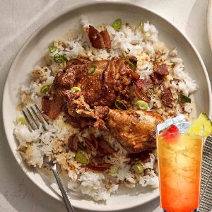 WHOLE CHICKEN & RICE OR CHIPS + DRINK